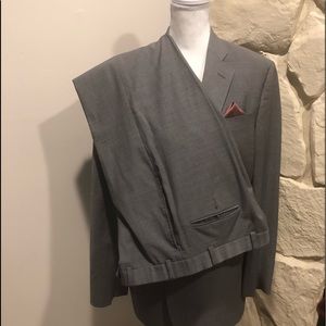 Brooks Brothers 346 suit. Fitzgerald Fit.